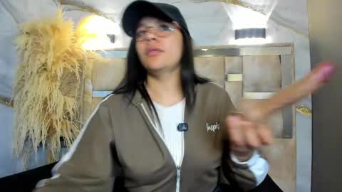 Snapshot of belen_green chatting on May 2026 12:10:01 PM Belen online show from May 2026 12:10:01 PM