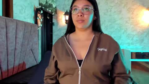 Snapshot of belen_green chatting on May 2026 01:38:02 PM Belen online show from May 2026 01:38:02 PM