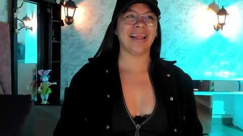 Snapshot of belen_green chatting on May 2026 12:35:01 PM Belen online show from May 2026 12:35:01 PM