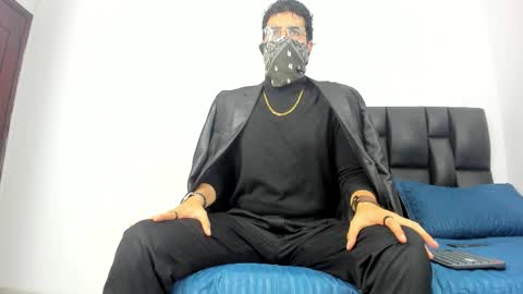 Snapshot of belialcrow666 chatting on November 2025 08:42:02 PM belialcrow666 online show from November 2025 08:42:02 PM