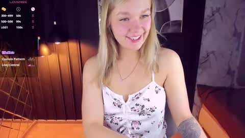 Bella online show from November 2025 06:02:02 AM