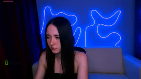 Snapshot of bella_dorn chatting on June 2026 07:09:01 PM Bella online show from June 2026 07:09:01 PM