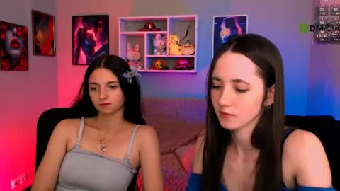 Snapshot of bella_dorn chatting on July 2026 03:23:01 AM Bella online show from July 2026 03:23:01 AM