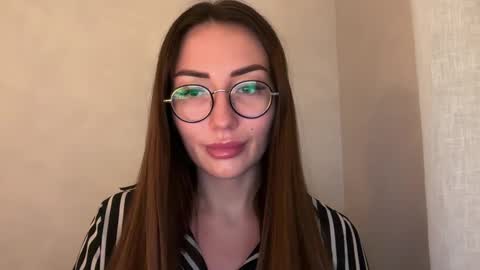 bella_foxxi online show from December 2024 07:54:01 PM