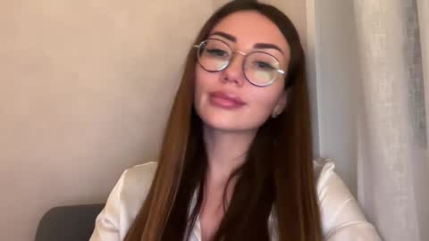 bella_foxxi online show from December 2024 02:52:01 PM