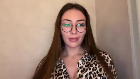 bella_foxxi online show from December 2024 05:55:02 PM