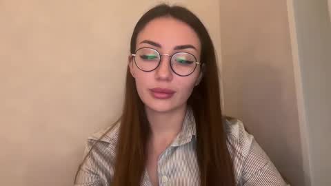 bella_foxxi online show from December 2024 08:36:01 PM