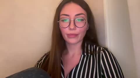 bella_foxxi online show from December 2024 07:56:01 PM