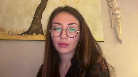 bella_foxxi online show from January 2025 05:20:01 AM