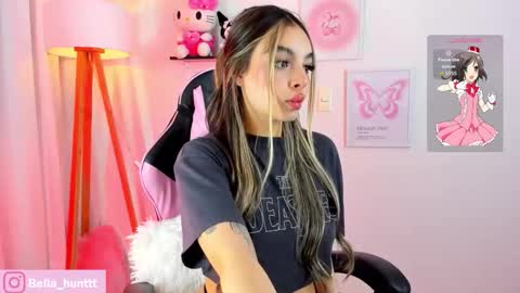 Snapshot of bella_hunteer chatting on October 2025 05:59:02 AM bella igbella hunttt online show from October 2025 05:59:02 AM