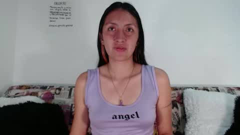 Snapshot of bella_marlowe chatting on March 2025 09:25:02 PM Bella Marlowe online show from March 2025 09:25:02 PM