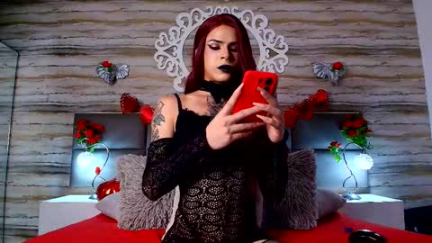 Snapshot of bella_salvatore chatting on February 2025 01:25:02 AM online show from February 2025 01:25:02 AM
