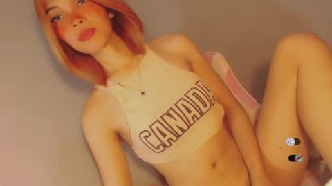 Snapshot of bella_tara chatting on December 2024 06:00:01 AM Bella online show from December 2024 06:00:01 AM