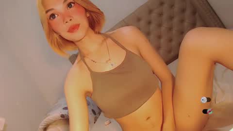 Snapshot of bella_tara chatting on January 2025 02:47:02 AM Bella online show from January 2025 02:47:02 AM