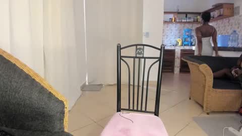 Bella sweetpea online show from March 2025 06:01:01 AM