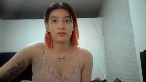 bella_thorne1999 online show from July 2026 10:01:02 PM