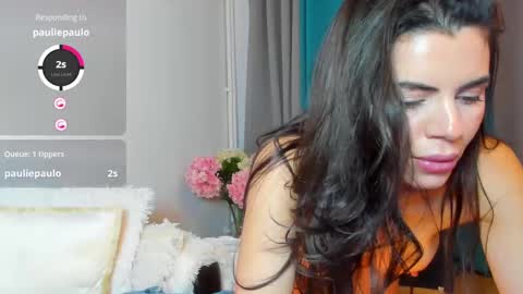 Snapshot of bellaanna25 chatting on December 2024 04:31:01 PM BellaAnna online show from December 2024 04:31:01 PM