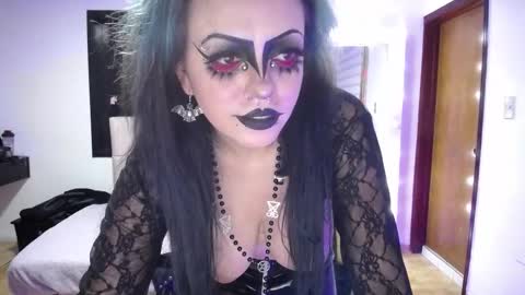 Snapshot of belladona_trix chatting on October 2025 07:04:02 PM belladona_trix online show from October 2025 07:04:02 PM