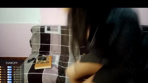 Bella online show from November 2025 07:43:01 PM