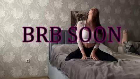 Snapshot of bellaparker_ chatting on March 2025 09:02:02 AM bellaparker_ online show from March 2025 09:02:02 AM