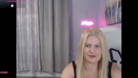 Starr40 online show from September 2025 12:44:02 AM