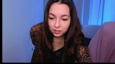 Bella online show from April 2026 05:25:01 AM