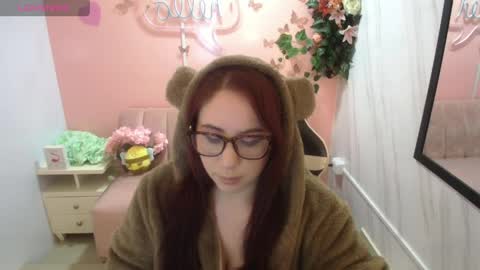 Snapshot of bellatrix_ch chatting on May 2026 12:56:02 PM Bella online show from May 2026 12:56:02 PM