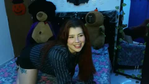 Aleja  online show from October 2025 10:52:01 PM