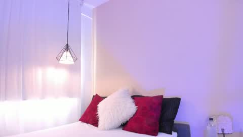 Bella Wild online show from February 2026 02:18:01 PM