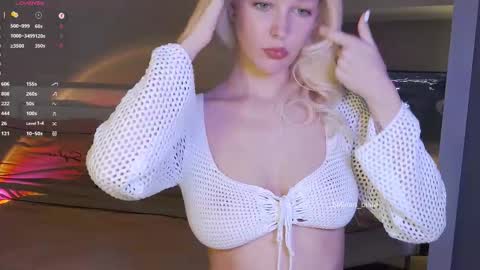 Snapshot of bellean_blare chatting on September 2025 05:13:01 PM BELLEAN online show from September 2025 05:13:01 PM