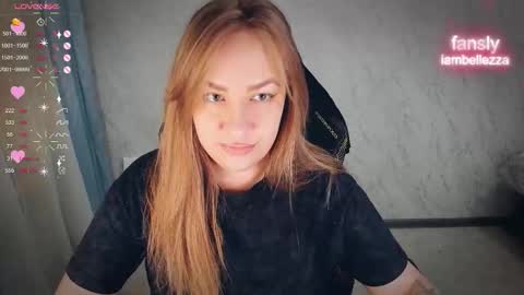 Your Annabelle Wolf  online show from December 2025 07:12:02 PM