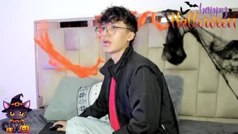 Neon online show from October 2025 11:28:01 AM