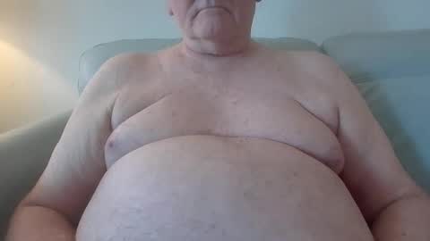 Snapshot of benbb696473 chatting on February 2026 08:53:02 PM benbb696473 online show from February 2026 08:53:02 PM