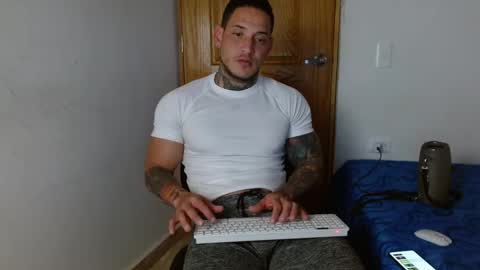 benjamin_isaac online show from January 2025 11:59:01 PM