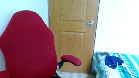 benjamin_isaac online show from September 2025 12:31:02 PM