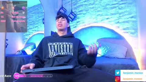 Snapshot of benjamin_more chatting on September 2025 12:27:02 PM BENJAMIN online show from September 2025 12:27:02 PM