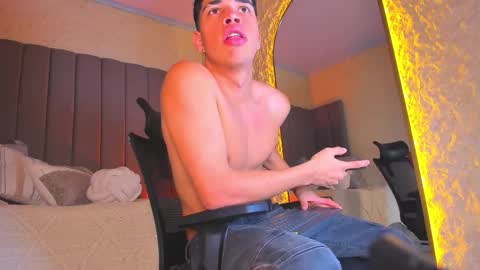 Snapshot of benjamin_more chatting on December 2025 04:20:02 AM BENJAMIN online show from December 2025 04:20:02 AM