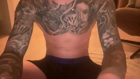 Snapshot of bennibrentty chatting on October 2025 04:08:02 PM bennibrentty online show from October 2025 04:08:02 PM