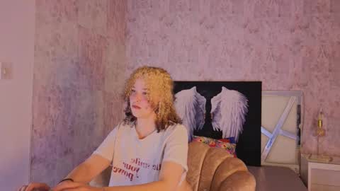 benny_wilson online show from November 2025 04:25:02 AM