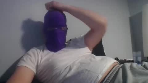 Snapshot of bennybueno chatting on March 2026 12:39:01 AM bennybueno online show from March 2026 12:39:01 AM