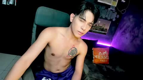 Snapshot of bentlyfuck chatting on December 2024 08:23:02 AM bentlyfuck online show from December 2024 08:23:02 AM