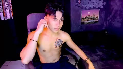 Snapshot of bentlyfuck chatting on December 2024 04:32:01 PM bentlyfuck online show from December 2024 04:32:01 PM