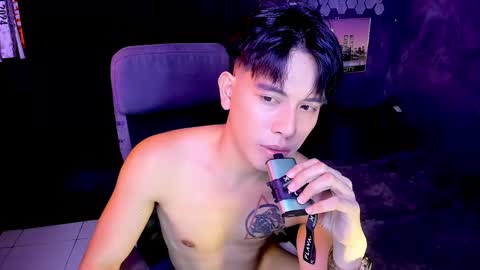 Snapshot of bentlyfuck chatting on December 2024 09:00:02 PM bentlyfuck online show from December 2024 09:00:02 PM