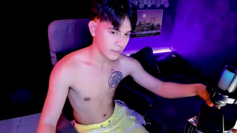 Snapshot of bentlyfuck chatting on January 2025 07:55:02 AM bentlyfuck online show from January 2025 07:55:02 AM