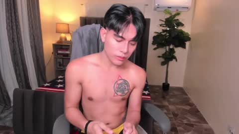 Snapshot of bentlyfuck chatting on January 2025 07:31:02 PM bentlyfuck online show from January 2025 07:31:02 PM