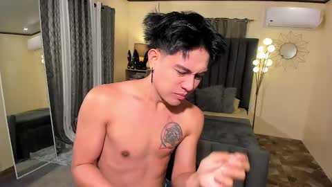 Snapshot of bentlyfuck chatting on March 2025 04:20:01 PM bentlyfuck online show from March 2025 04:20:01 PM