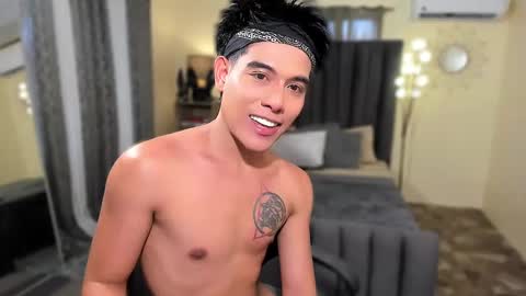 Snapshot of bentlyfuck chatting on March 2025 03:24:01 AM bentlyfuck online show from March 2025 03:24:01 AM