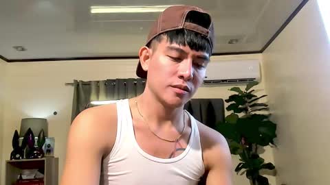 Snapshot of bentlyfuck chatting on October 2025 06:47:01 AM bentlyfuck online show from October 2025 06:47:01 AM