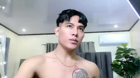 Snapshot of bentlyfuck chatting on November 2025 07:37:01 PM bentlyfuck online show from November 2025 07:37:01 PM