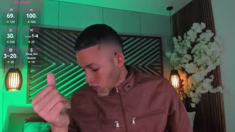 bento_fox online show from November 2025 03:20:02 AM